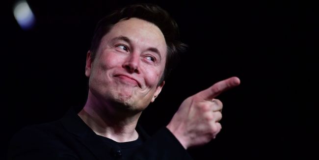 De dochter van Elon Musk en Grimes is hernoemd naar een enkele letter omdat de overheid geen symbool zal herkennen